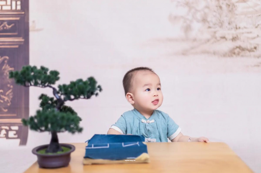 新野怀孕为啥肚子会长毛 新野怀孕为啥肚子会长毛